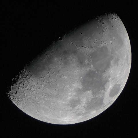 スリービーチ スーパーチビテレ60による月齢8.9の月面