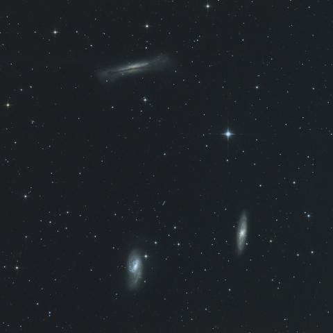 しし座トリオ銀河と小惑星ミルラ