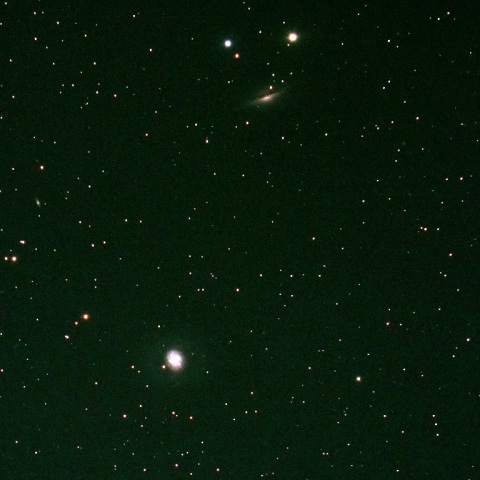 くじら座のM77とNGC1055銀河