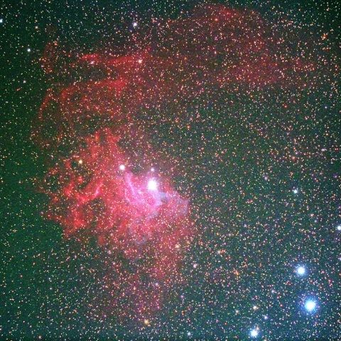 ぎょしゃ座のまがたま星雲