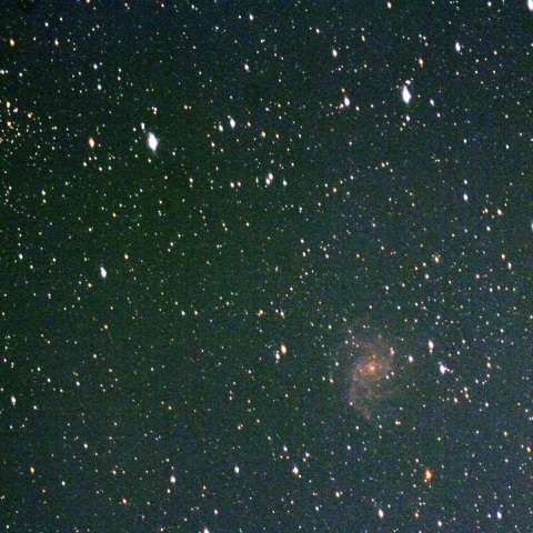 市街地での花火銀河（NGC6946）