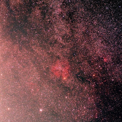 IC1396とガーネットスター周辺