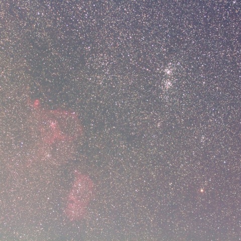 二つの散光星雲と星団附近
