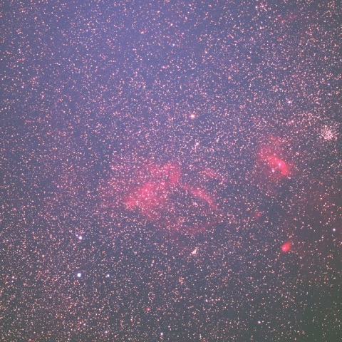 カシオペア座クワガタ星雲付近