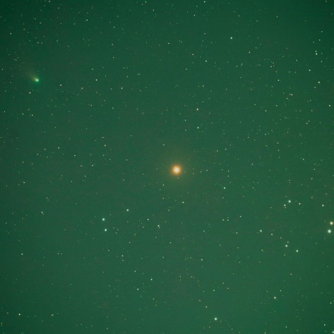 ZTF彗星アルデバラン＆V字星団接近中