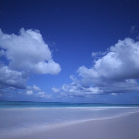 ピンクビーチのアークトゥルス、スピカ