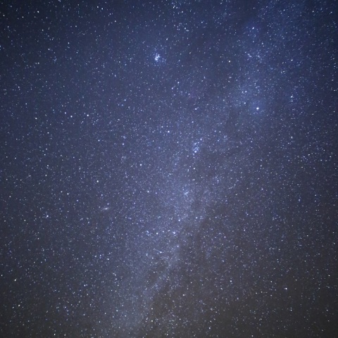 テーブルマウンテンの銀河、対日照