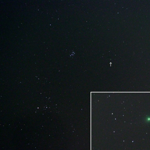 すばるを後にするラブジョイ彗星