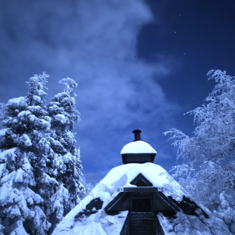 シェルター上の北斗星