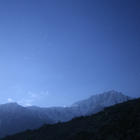 ルパール峰とさそり座