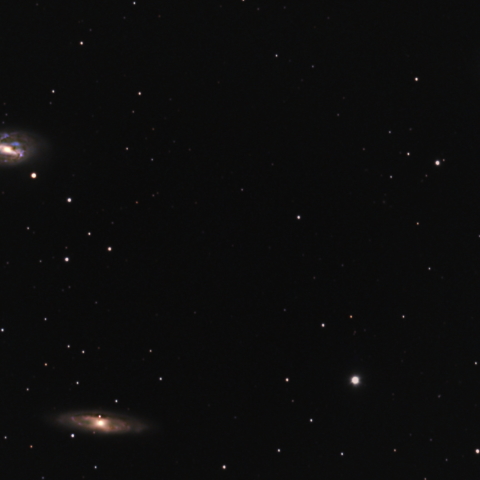 しし座の三つ子銀河