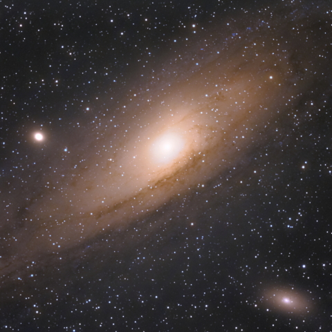 ISO51200でアンドロメダ銀河