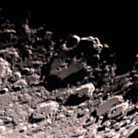 クラビウスクレーター付近