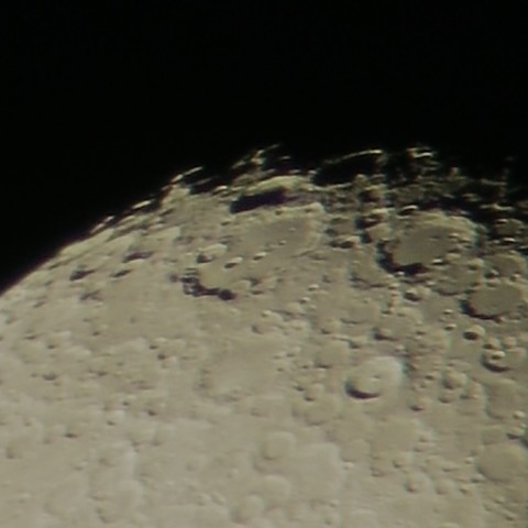 初心者用望遠鏡で撮るクラヴィウス＆ティコクレーター