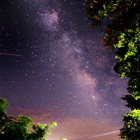 市街地から見えた夏の終わりの天の川