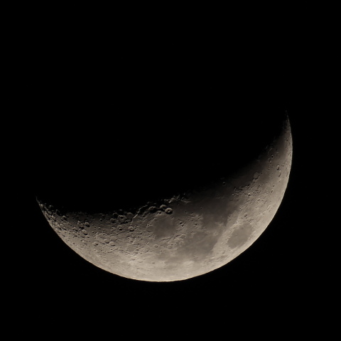 月齢6.1のお月さま　