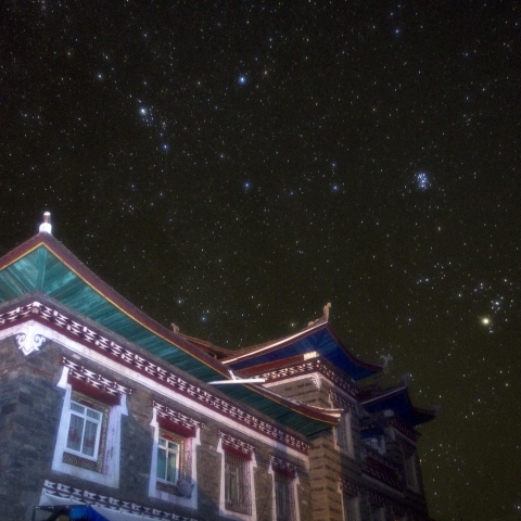 美しい秋の星空