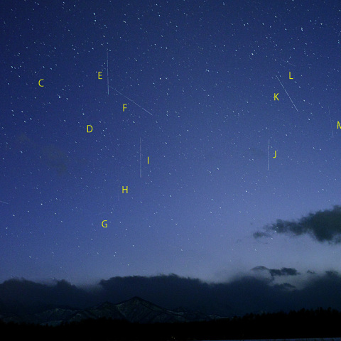 西天の黄道光と人工天体