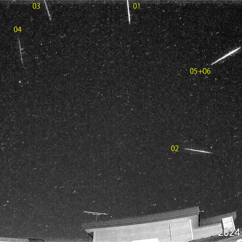 夜半前の流星 (24-10-31)