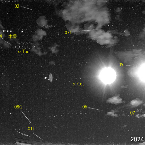 夜半前の流星 (24-12-10)
