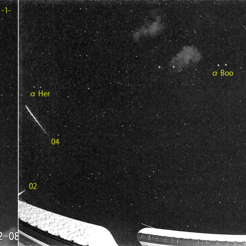 夜半後の流星 (25-02-08)