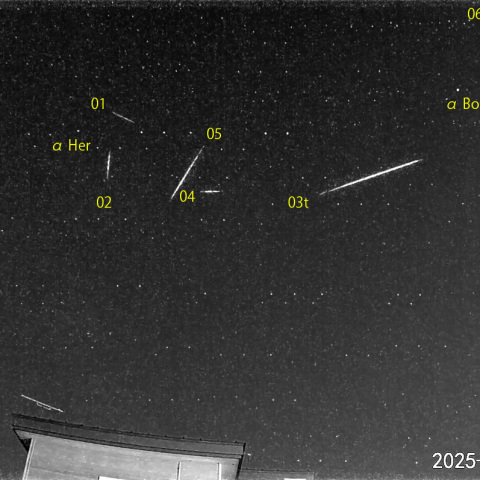 夜半後の流星 (25-04-10)