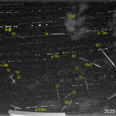 夜半後の流星-2 (25-10-29)