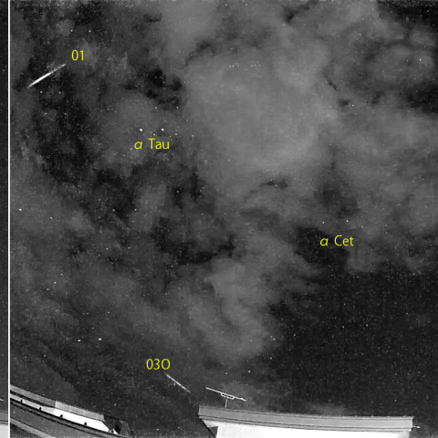 夜半前の流星 (25-10-29)