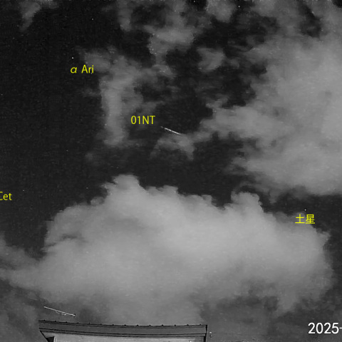 夜半前の流星 (25-11-13)