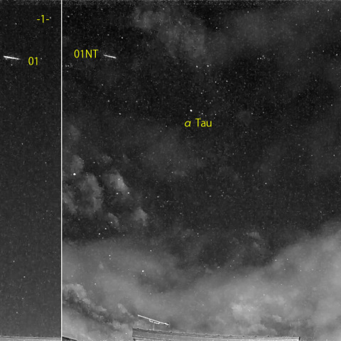 夜半前の流星 (25-11-16)
