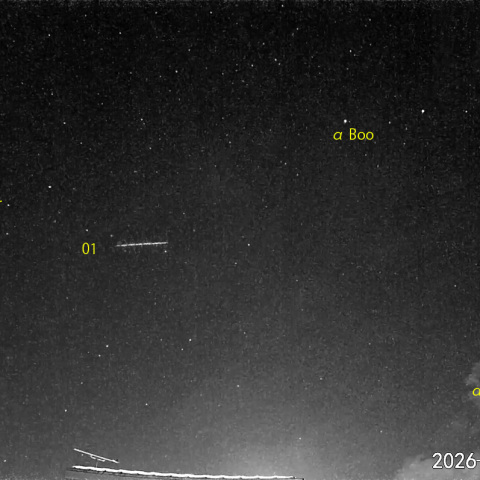 夜半後の流星S (26-03-10)