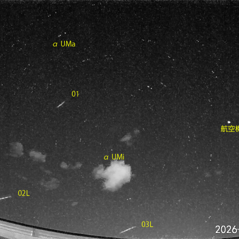 夜半前の流星N (26-04-18)