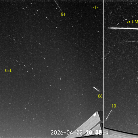 夜半前の流星N (26-04-22)