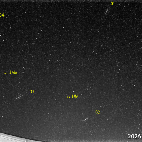 夜半前の流星N (26-06-10)
