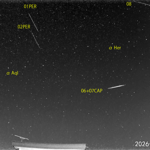 夜半前の流星S (26-08-02)