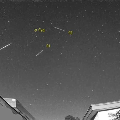 夜半前の流星E-1 (26-08-02)