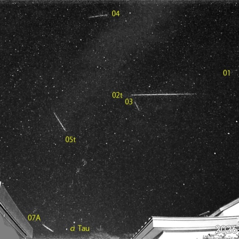 夜半前の流星E (26-09-09)