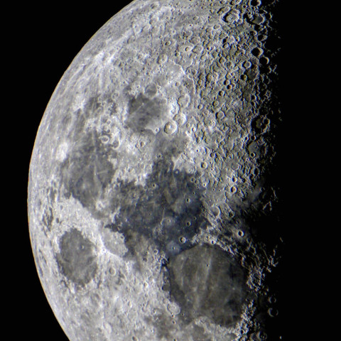 2014年4月7日の月面中南部