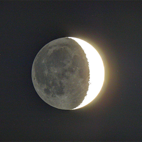 地球照とかに座の星