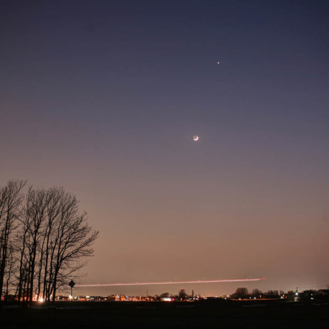 月と金星、アルデバラン