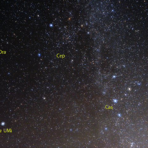 北天の秋の星座