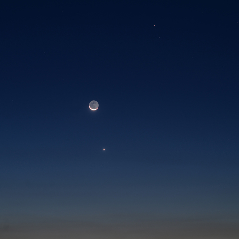 月と金星、火星