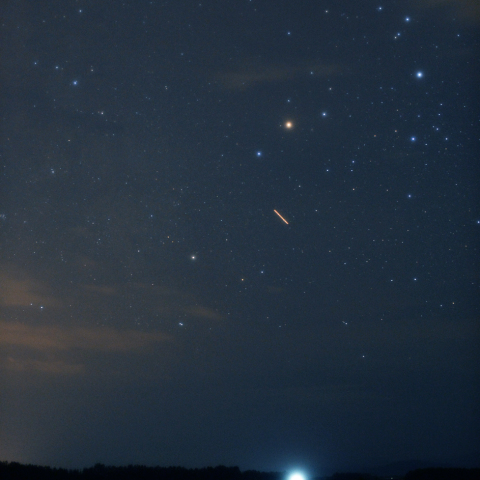 さそり座、雲の隙間から