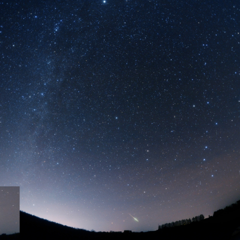 北の地平線に出現した火球