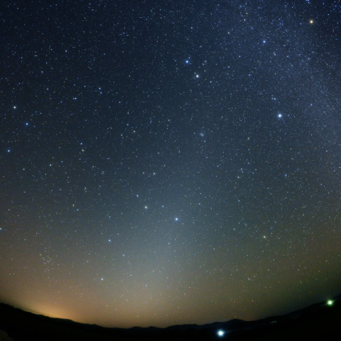 東天の黄道光