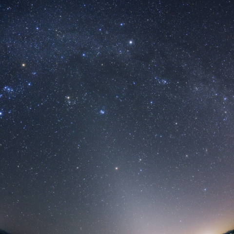 立ち上る黄道光