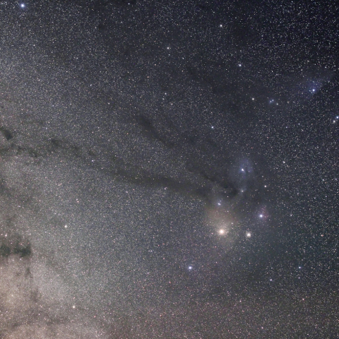 さそり座北部の星雲