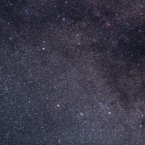 や・こぎつね座付近の天の川