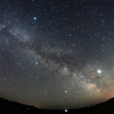 昇る夏の天の川