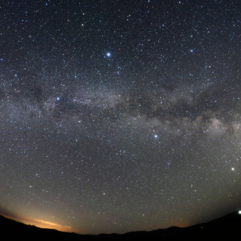 横たわる天の川